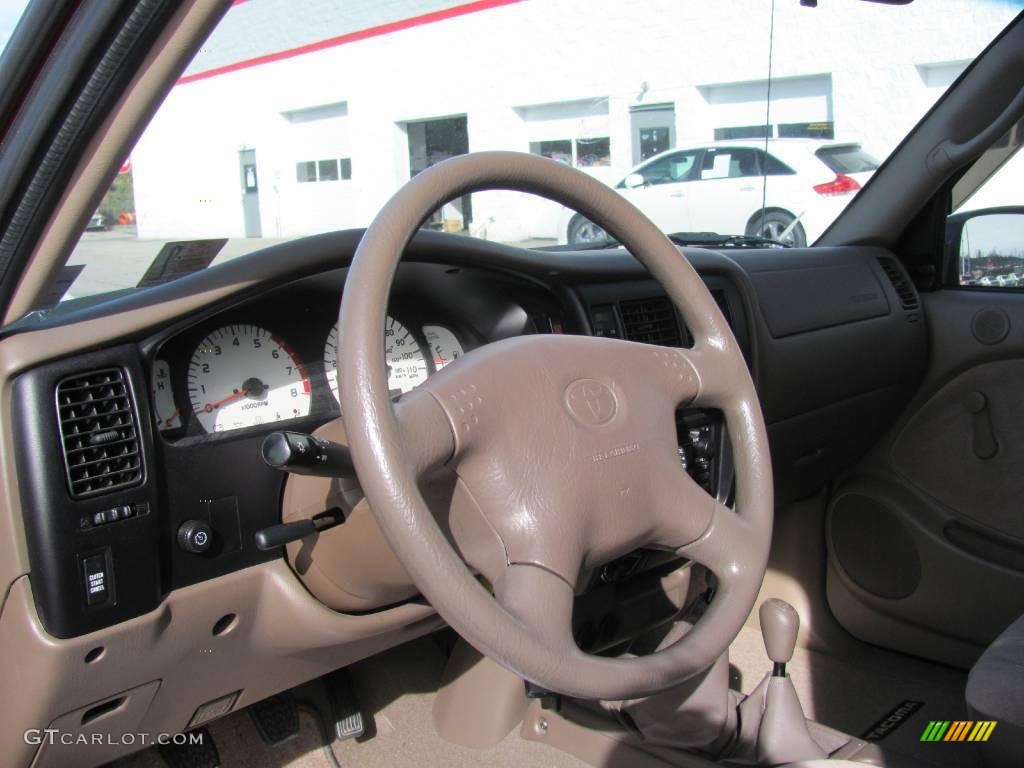 2001 Tacoma TRD Xtracab 4x4 - Radiant Red / Oak Beige photo #10