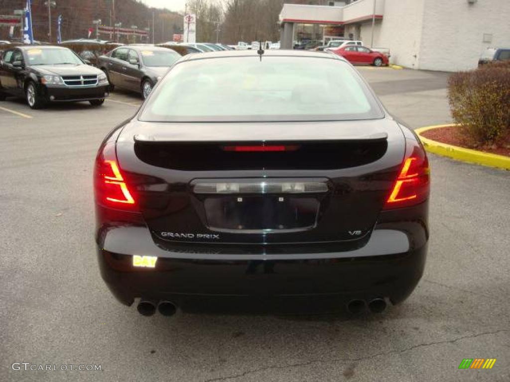 2006 Grand Prix GXP Sedan - Black / Ebony photo #3