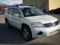 2010 Dover White Pearl Mitsubishi Endeavor SE AWD  photo #12