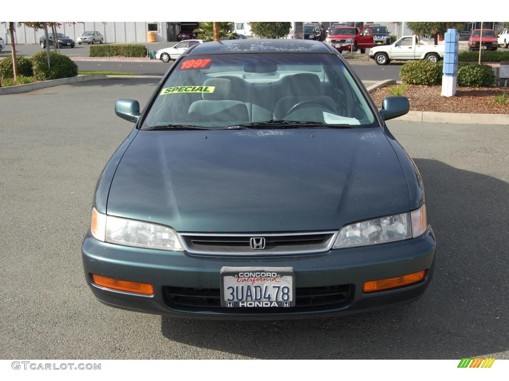 1997 Accord LX Sedan - Eucalyptus Green Pearl / Gray photo #8