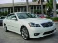 Moonlight White - M 35 S Sedan Photo No. 1