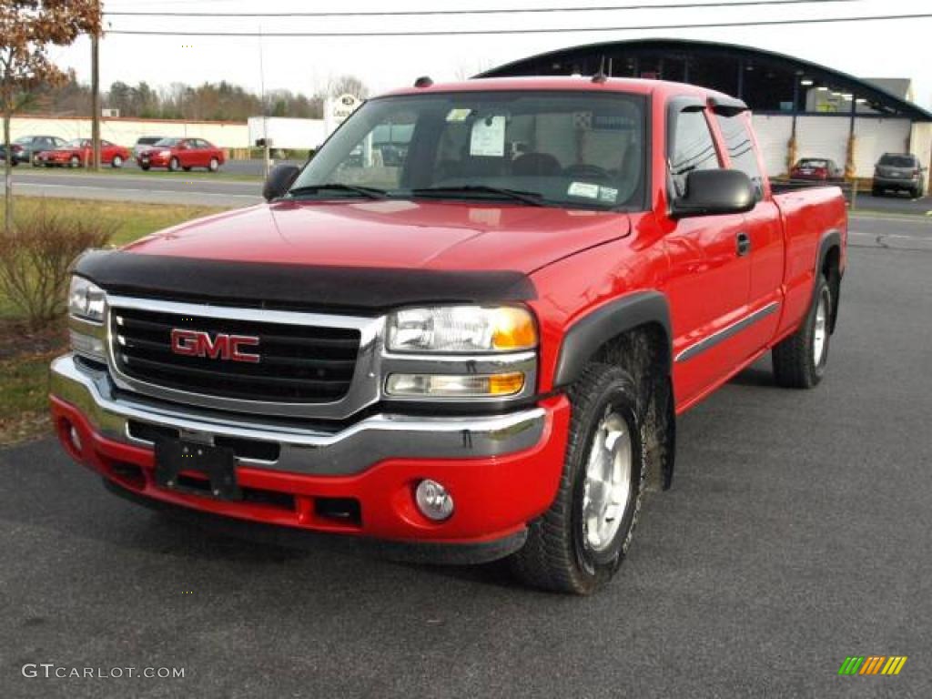 2005 Sierra 1500 Z71 Extended Cab 4x4 - Fire Red / Dark Pewter photo #2