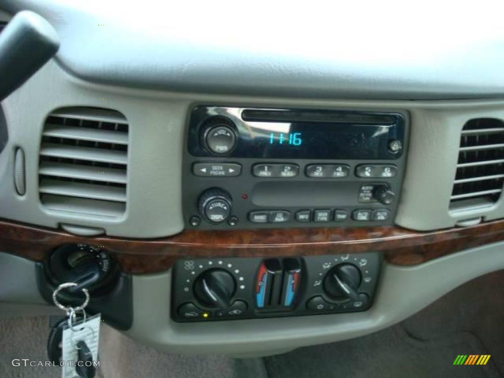 2005 Impala  - Medium Gray Metallic / Medium Gray photo #18