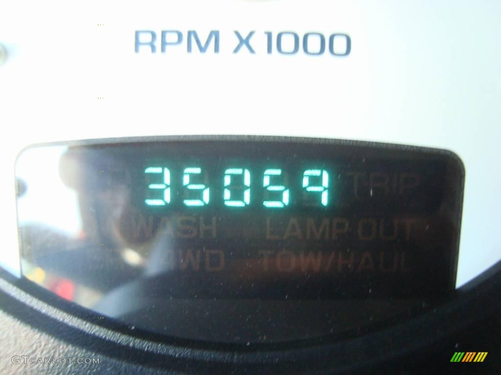 2005 Ram 1500 SLT Quad Cab - Flame Red / Dark Slate Gray photo #17