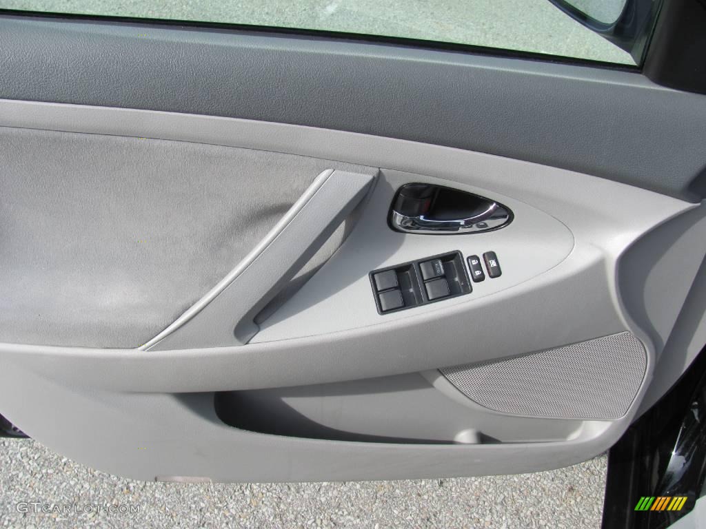2008 Camry LE - Black / Ash photo #12