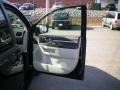 Blackberry Metallic - Grand Caravan SE Photo No. 21