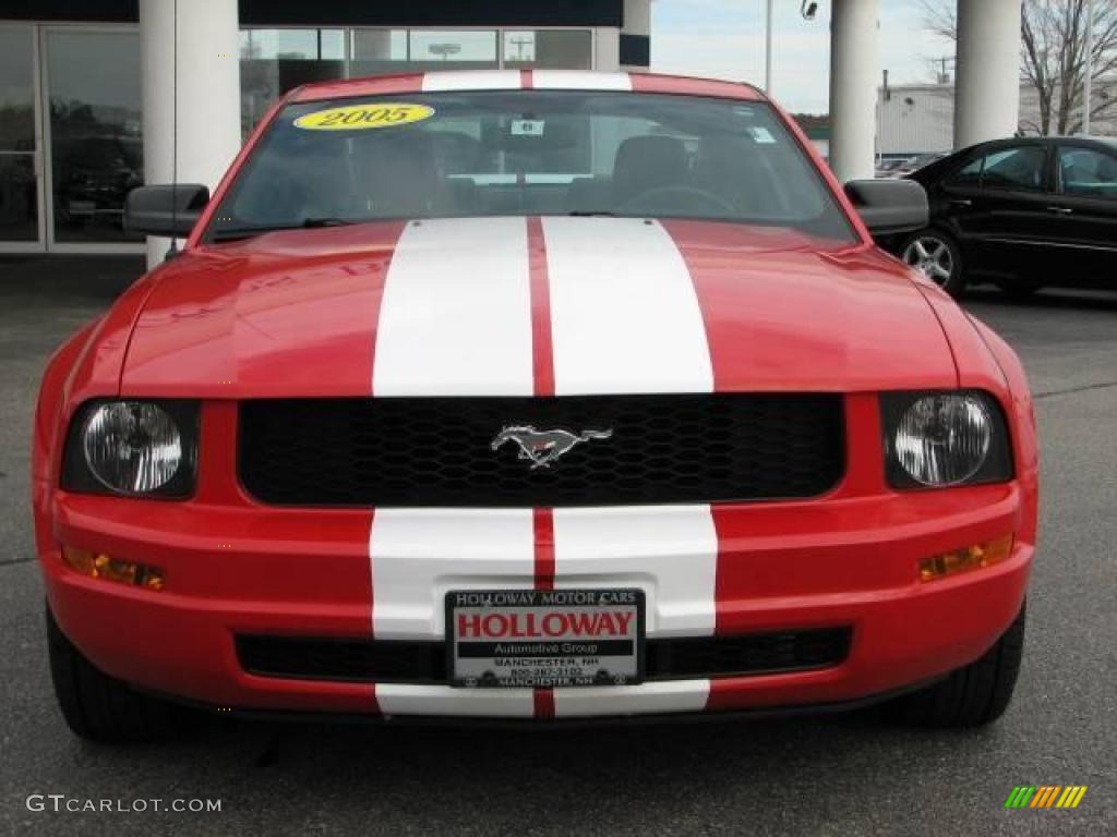 2005 Mustang V6 Premium Coupe - Torch Red / Dark Charcoal photo #2