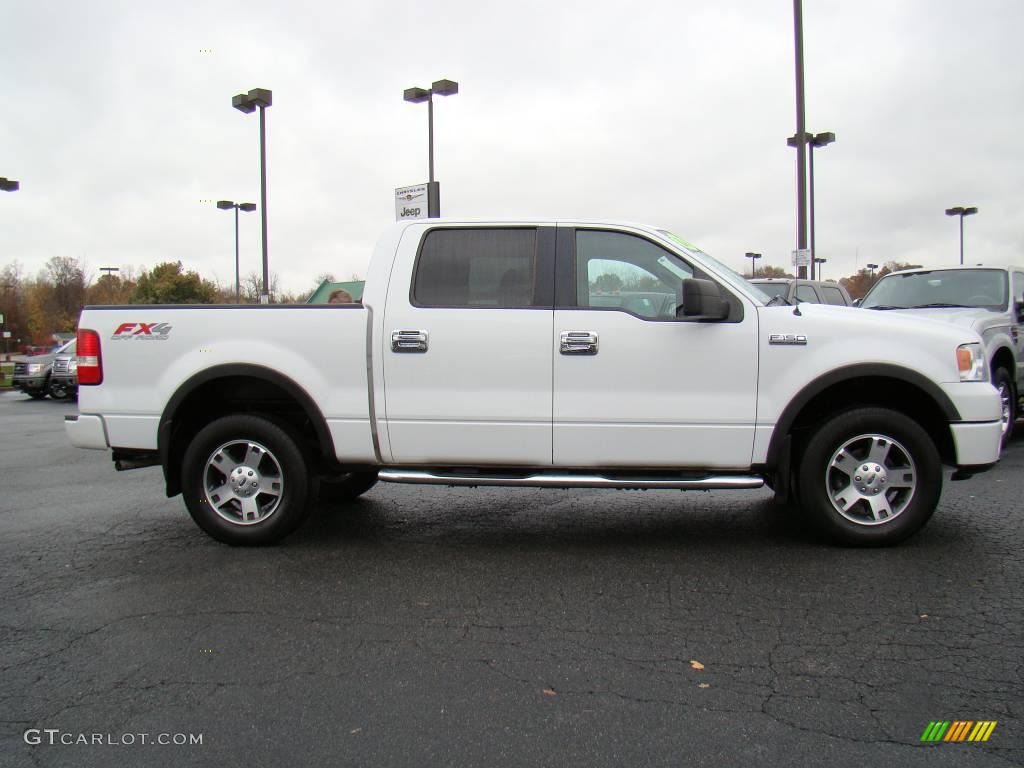 2006 F150 FX4 SuperCrew 4x4 - Oxford White / Black photo #2