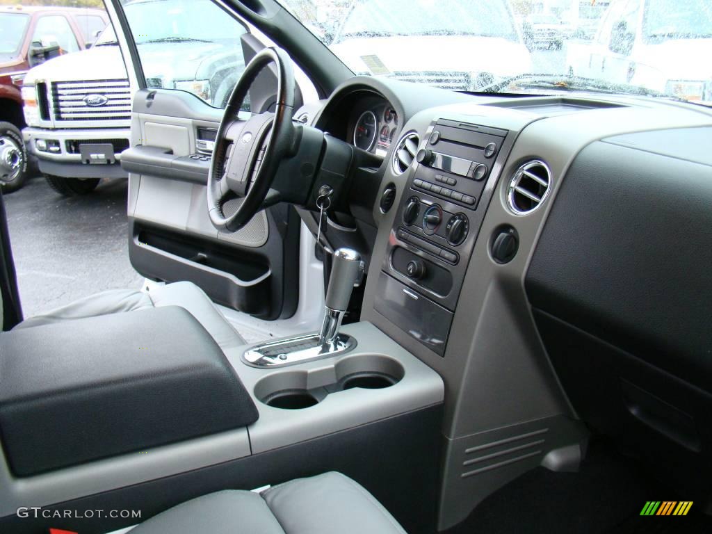 2006 F150 FX4 SuperCrew 4x4 - Oxford White / Black photo #12