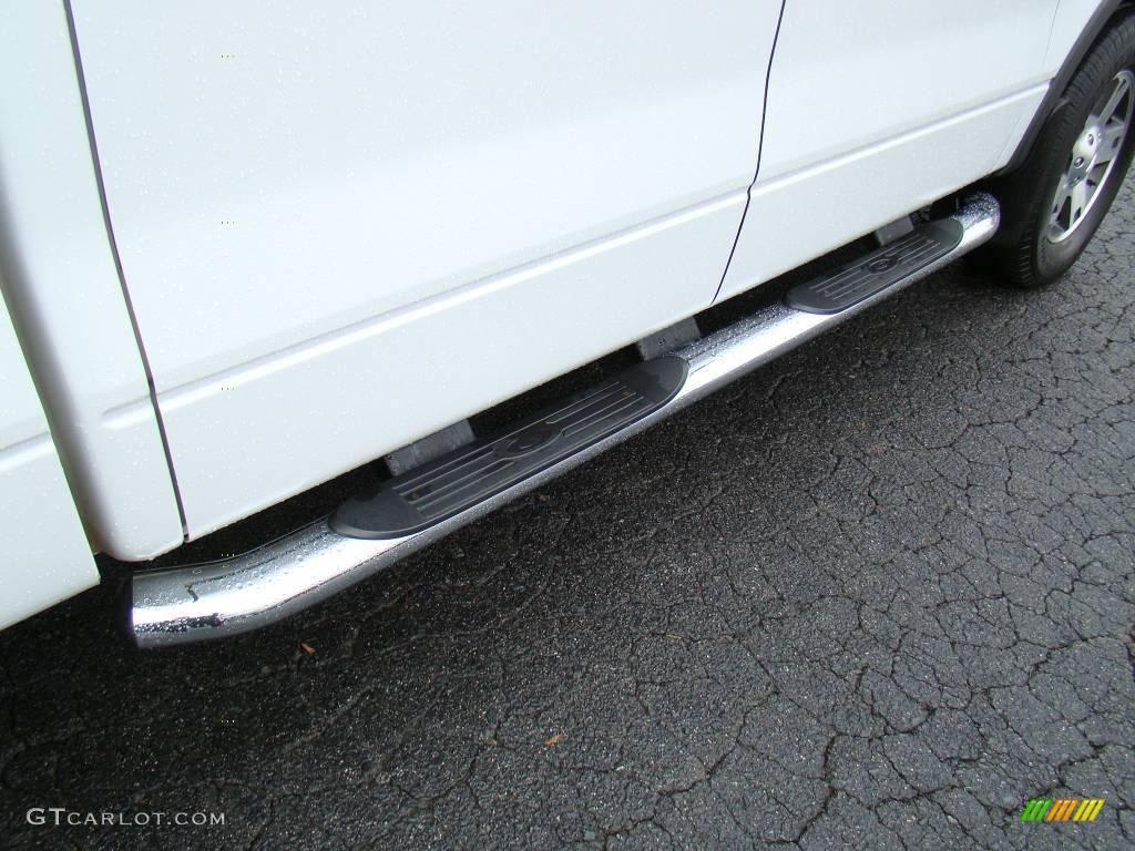 2006 F150 FX4 SuperCrew 4x4 - Oxford White / Black photo #13