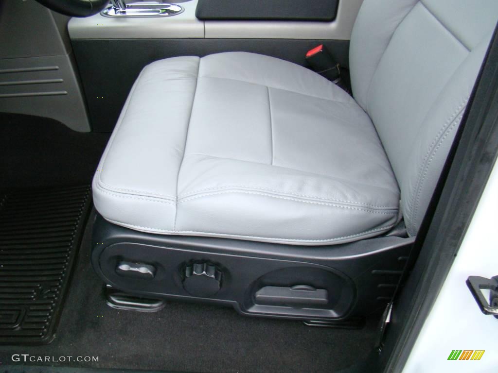 2006 F150 FX4 SuperCrew 4x4 - Oxford White / Black photo #17