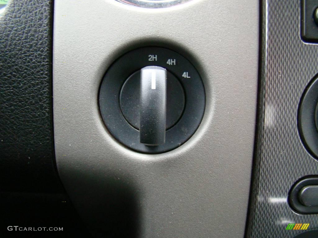 2006 F150 FX4 SuperCrew 4x4 - Oxford White / Black photo #23