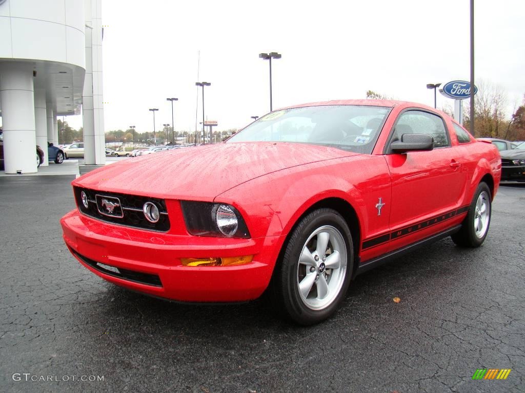 2007 Mustang V6 Premium Coupe - Torch Red / Dark Charcoal photo #6