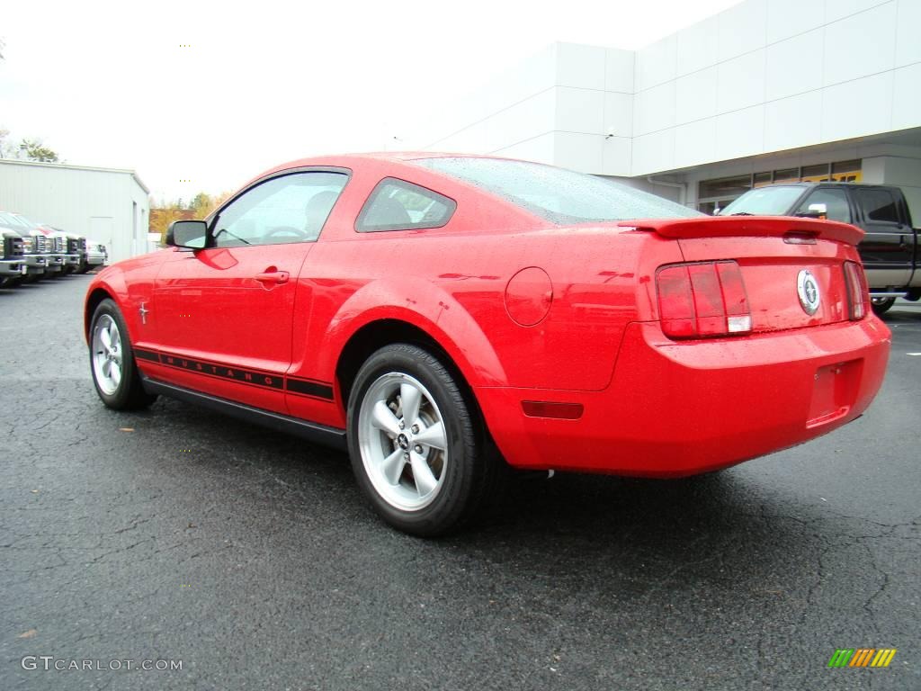2007 Mustang V6 Premium Coupe - Torch Red / Dark Charcoal photo #20