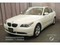 Alpine White - 5 Series 525xi Sedan Photo No. 1