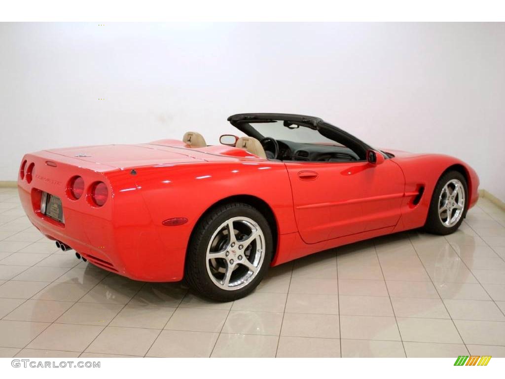 2003 Corvette Convertible - Torch Red / Light Oak photo #9