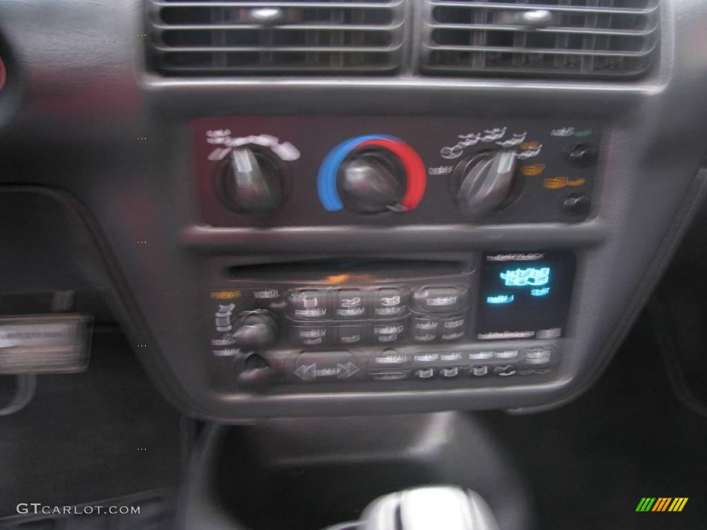 1999 Cavalier RS Coupe - Bright Red / Graphite photo #2