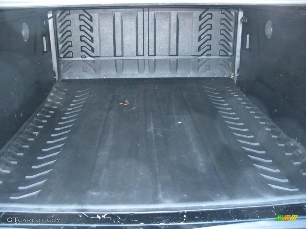2003 Avalanche 1500 Z71 4x4 - Black / Dark Charcoal photo #19
