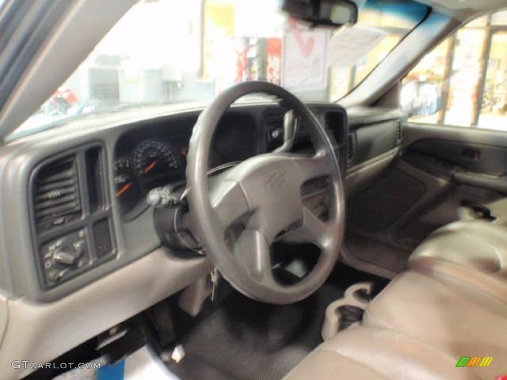 2003 Suburban 1500 LS - Indigo Blue Metallic / Gray/Dark Charcoal photo #3