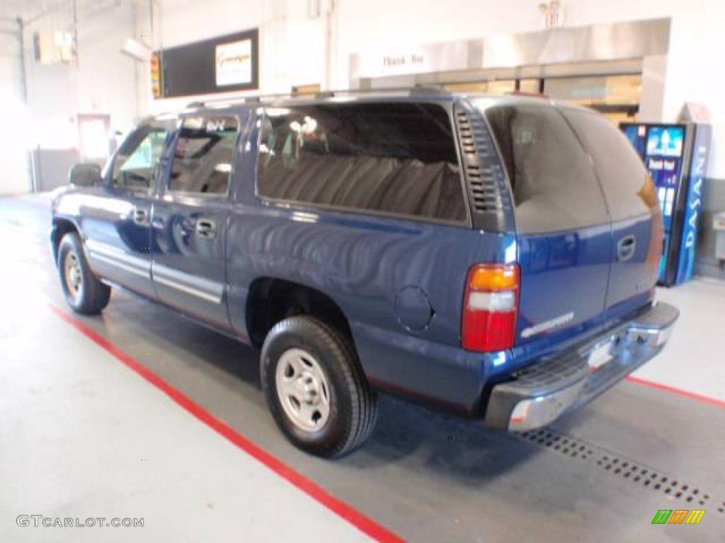 2003 Suburban 1500 LS - Indigo Blue Metallic / Gray/Dark Charcoal photo #8