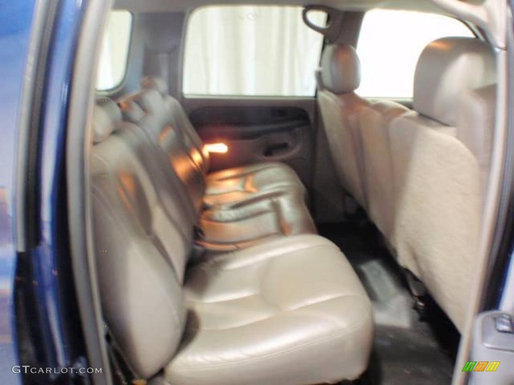 2003 Suburban 1500 LS - Indigo Blue Metallic / Gray/Dark Charcoal photo #10