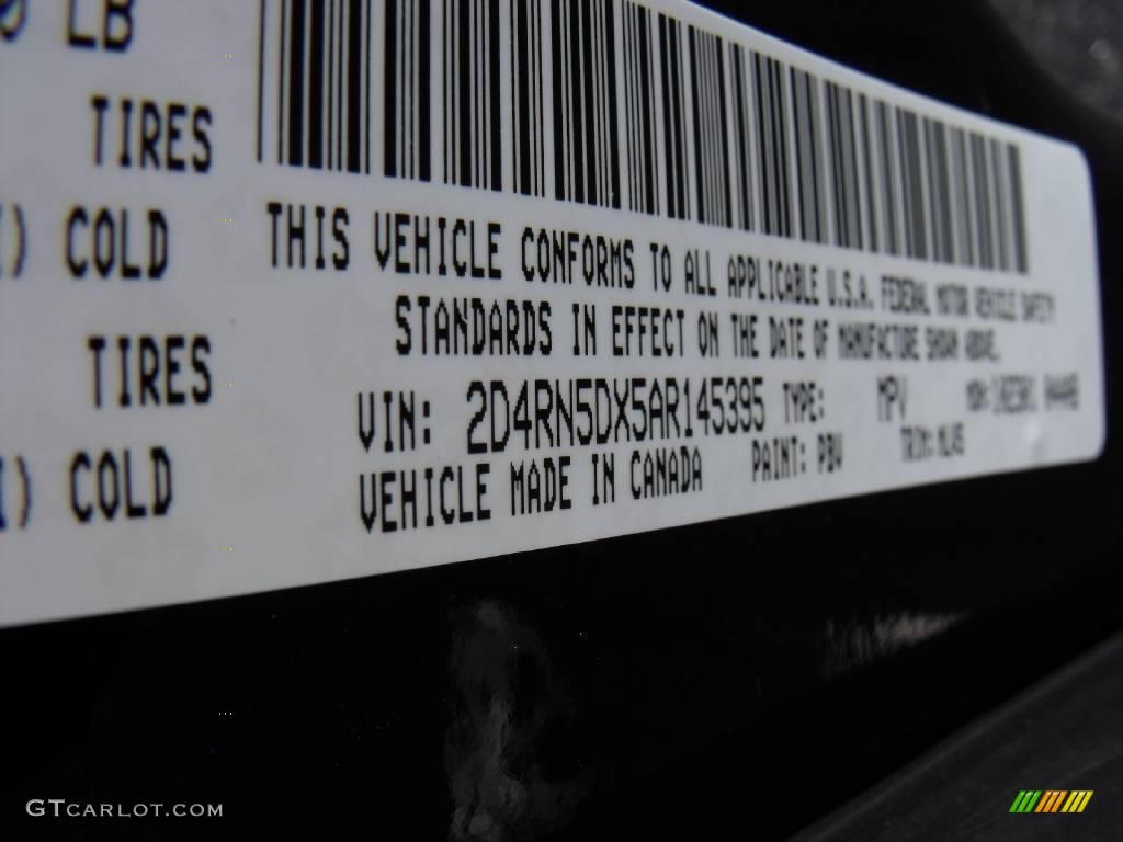 2010 Grand Caravan SXT - Blackberry Metallic / Medium Slate Gray/Light Shale photo #15