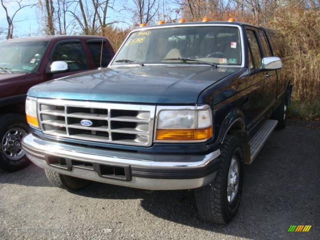 1996 F250 XL Extended Cab 4x4 - Dark Tourmaline Green Metallic / Beige photo #3