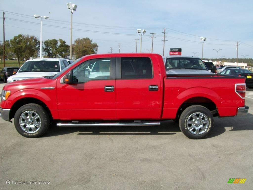 2010 F150 XLT SuperCrew - Vermillion Red / Tan photo #2