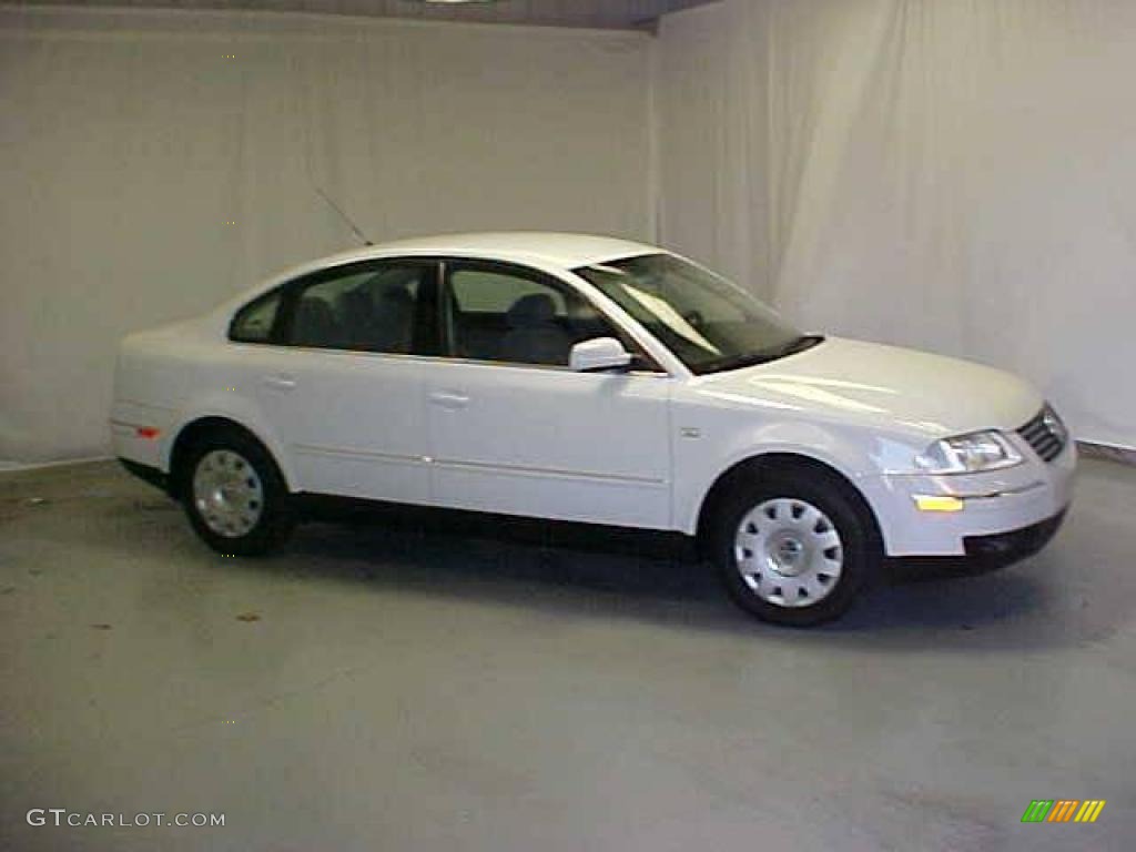 2001 Passat GLS Sedan - Candy White / Gray photo #4