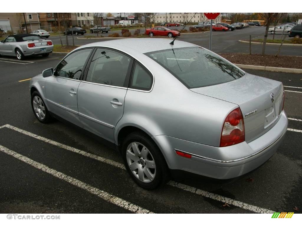 2003 Passat GLX Sedan - Reflex Silver Metallic / Black photo #4