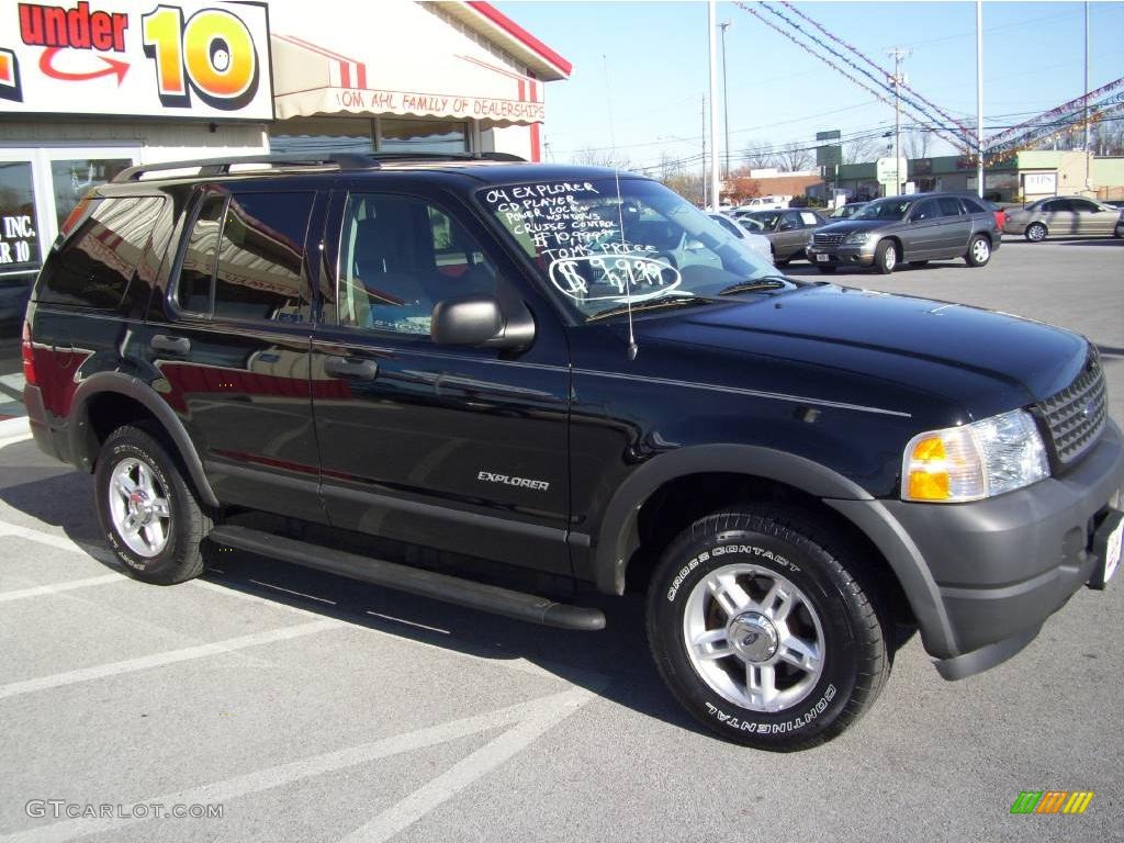 2004 Explorer XLS 4x4 - Black / Graphite photo #8