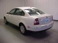 2001 Candy White Volkswagen Passat GLS Sedan  photo #24