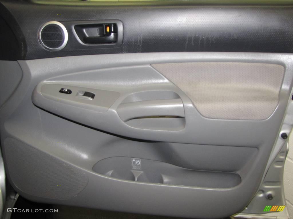 2005 Tacoma V6 Double Cab 4x4 - Silver Streak Mica / Graphite Gray photo #15