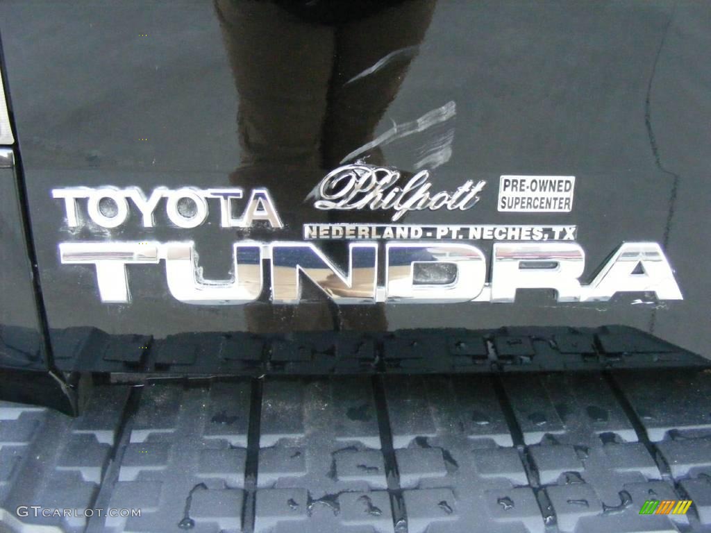 2007 Tundra SR5 Double Cab - Black / Beige photo #16