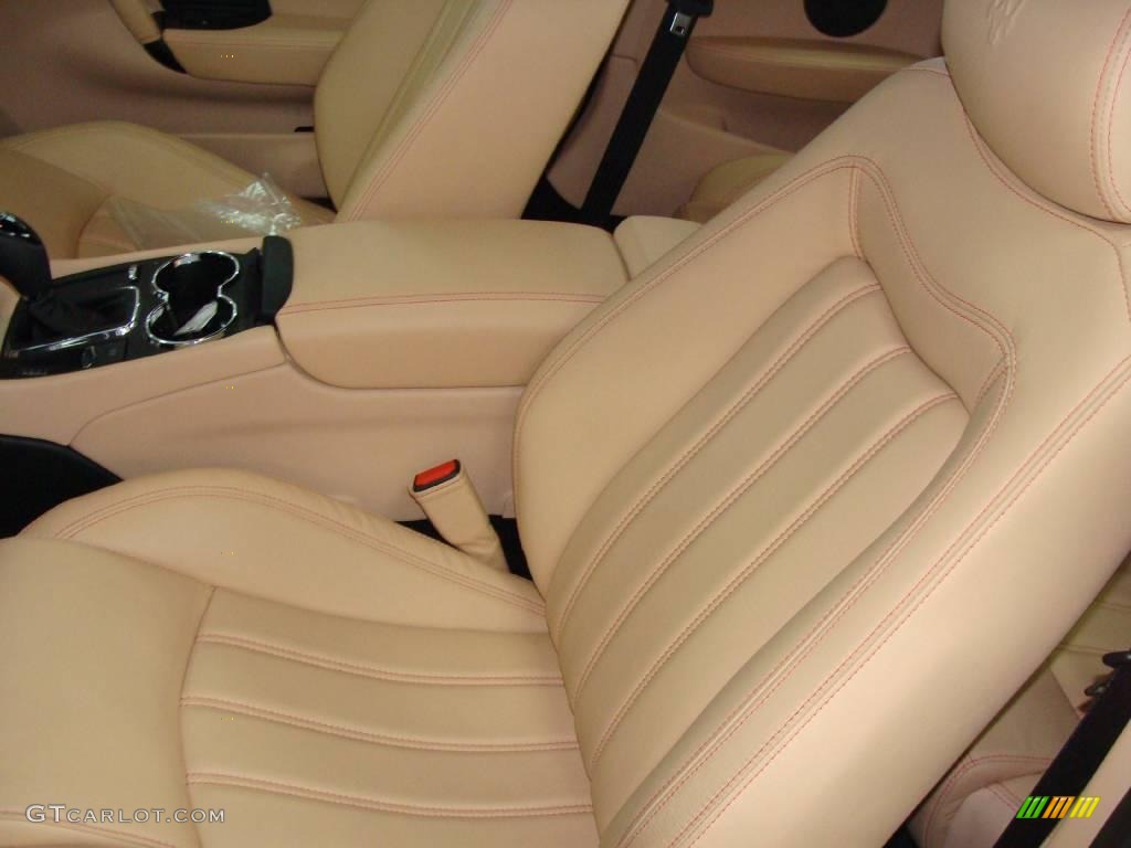 Beige Interior 2009 Maserati GranTurismo Standard GranTurismo Model Photo #21596506