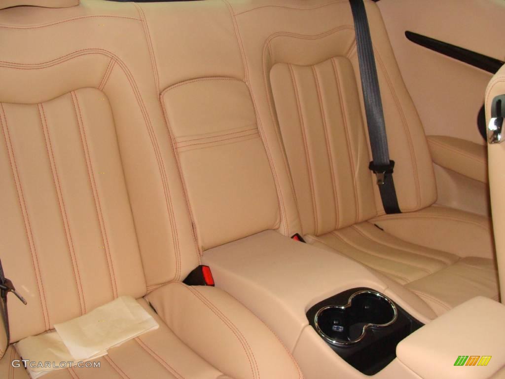 Beige Interior 2009 Maserati GranTurismo Standard GranTurismo Model Photo #21596595