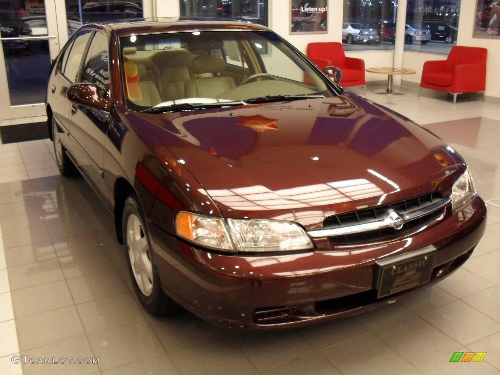 1998 Altima GLE - Black Cherry Pearl Metallic / Tan photo #4