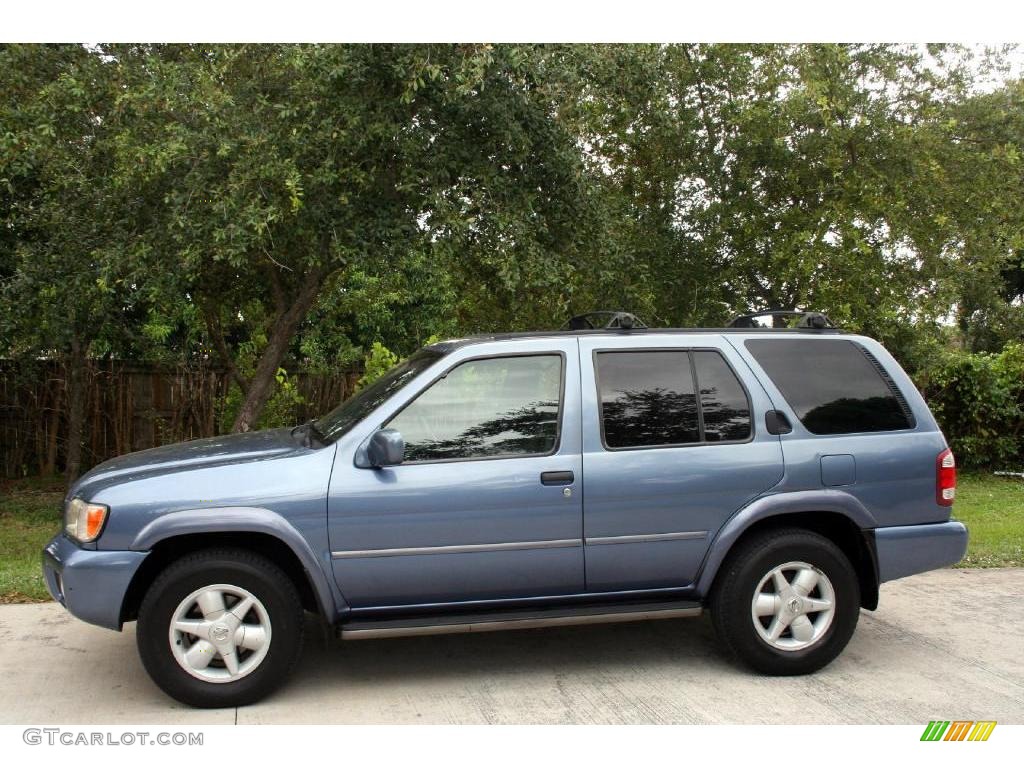 2001 Pathfinder LE - Bayshore Blue Metallic / Charcoal photo #3