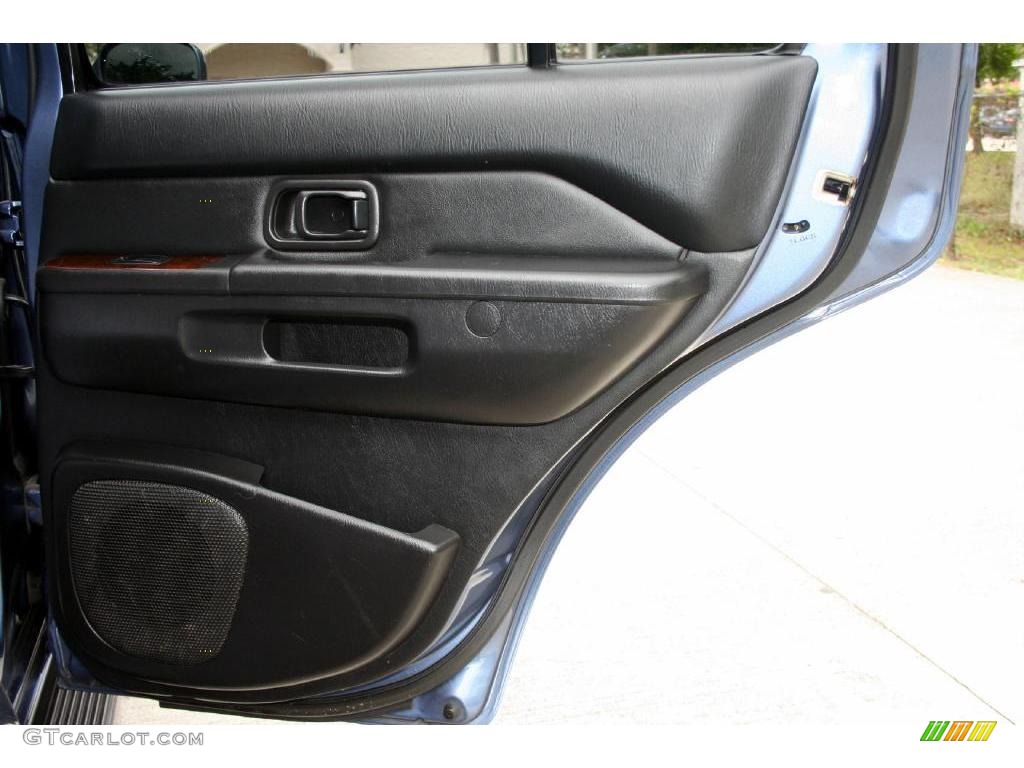 2001 Pathfinder LE - Bayshore Blue Metallic / Charcoal photo #50