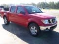 Red Alert - Frontier SE Crew Cab Photo No. 6