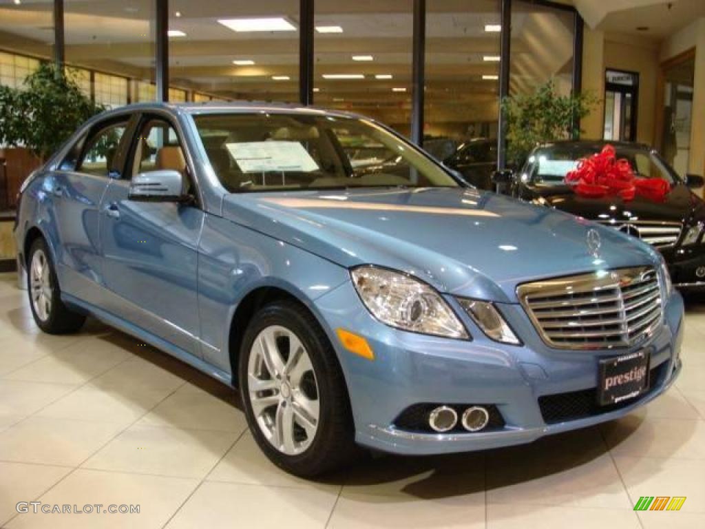 2010 E 350 4Matic Sedan - Quartz Blue Metallic / Almond Beige photo #1