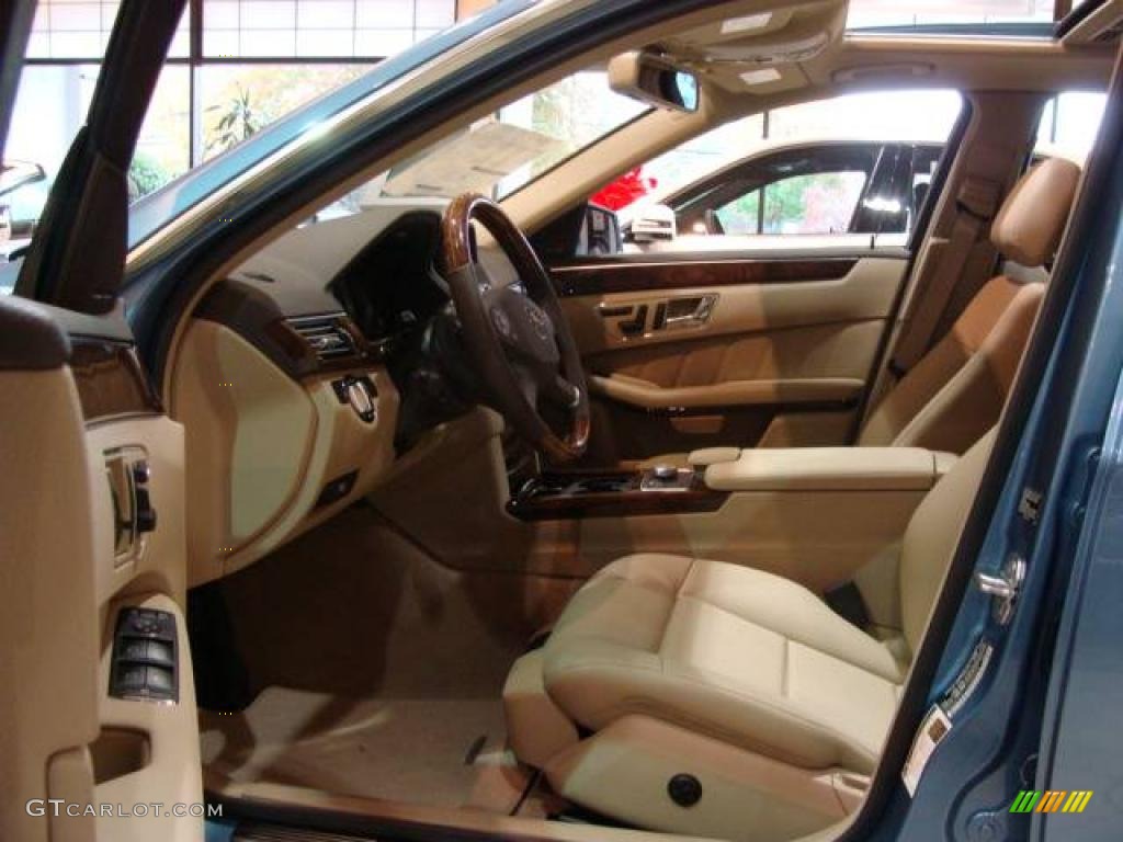 2010 E 350 4Matic Sedan - Quartz Blue Metallic / Almond Beige photo #8