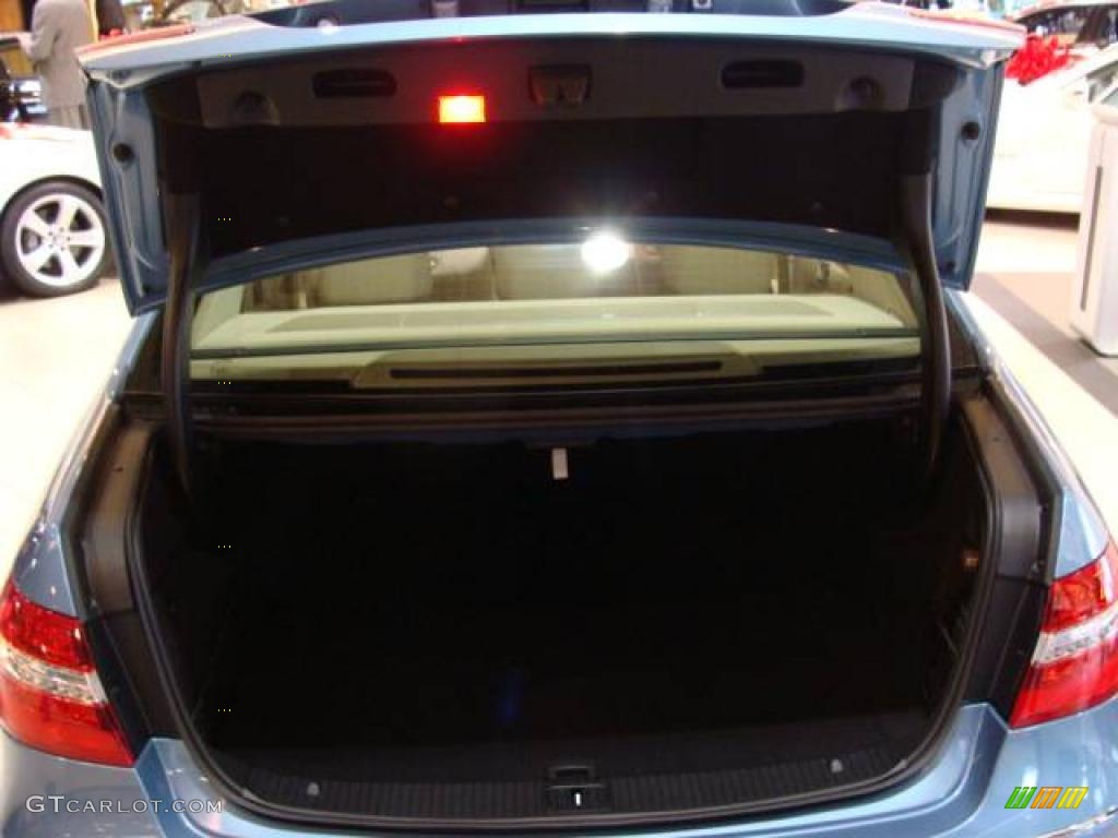 2010 E 350 4Matic Sedan - Quartz Blue Metallic / Almond Beige photo #14