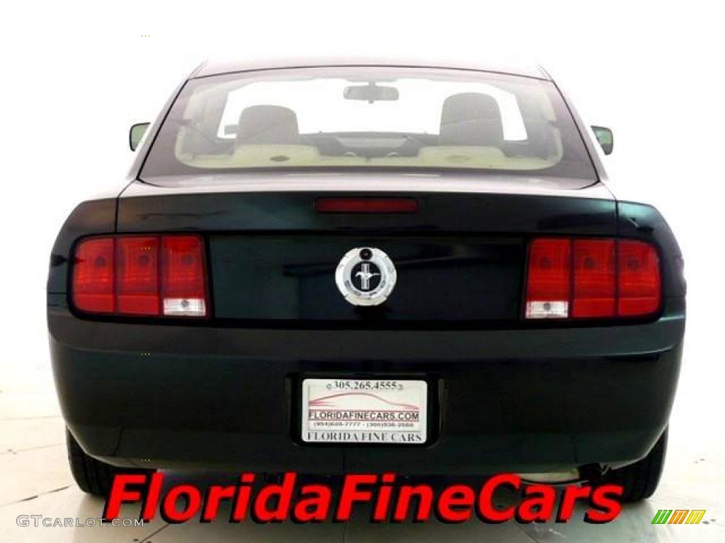 2008 Mustang V6 Deluxe Coupe - Black / Medium Parchment photo #6