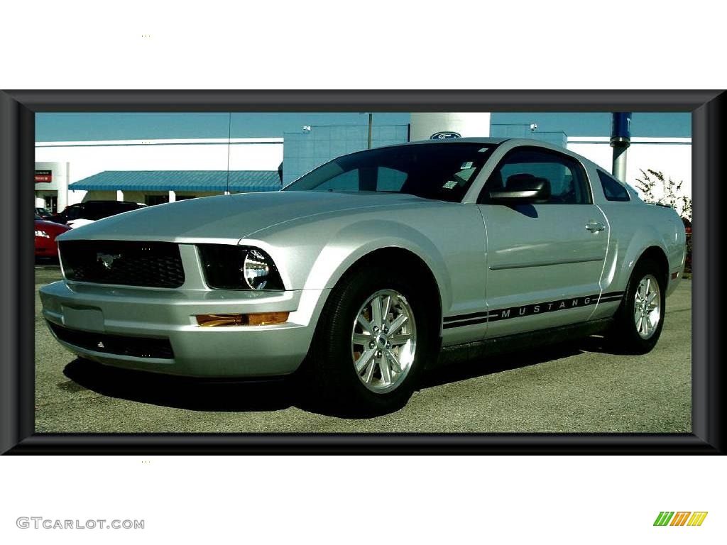 2008 Mustang V6 Deluxe Coupe - Brilliant Silver Metallic / Light Graphite photo #1