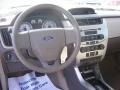 Black - Focus SE Sedan Photo No. 7