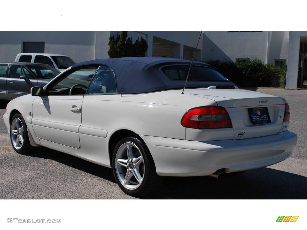 2002 C70 HT Convertible - White / Beige photo #3