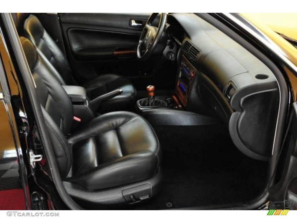 2001 Passat GLX Sedan - Black Magic Pearl / Black photo #17