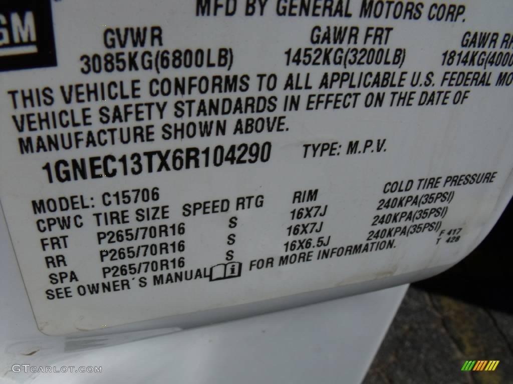 2006 Tahoe LT - Summit White / Gray/Dark Charcoal photo #23