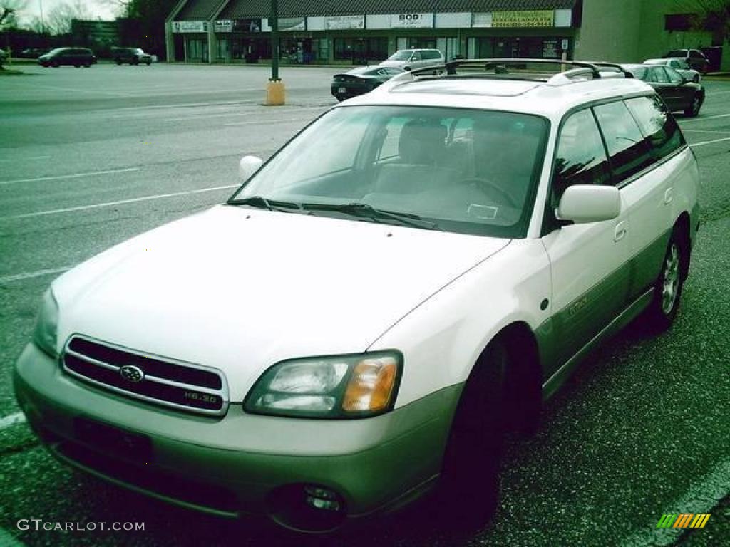 2001 Outback L.L.Bean Edition Wagon - White Frost Pearl / Beige photo #1